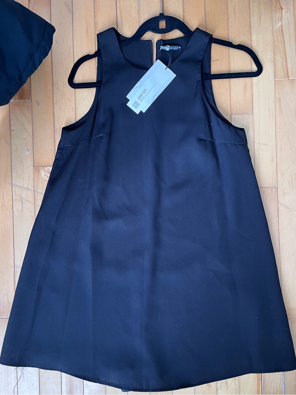 Zara Sleeveless Romper Dress - black. (Shorts inside)